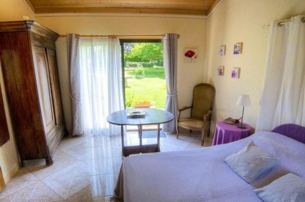 L'Oustal Chambres Et Tables D'Hotes Sonnac  Экстерьер фото
